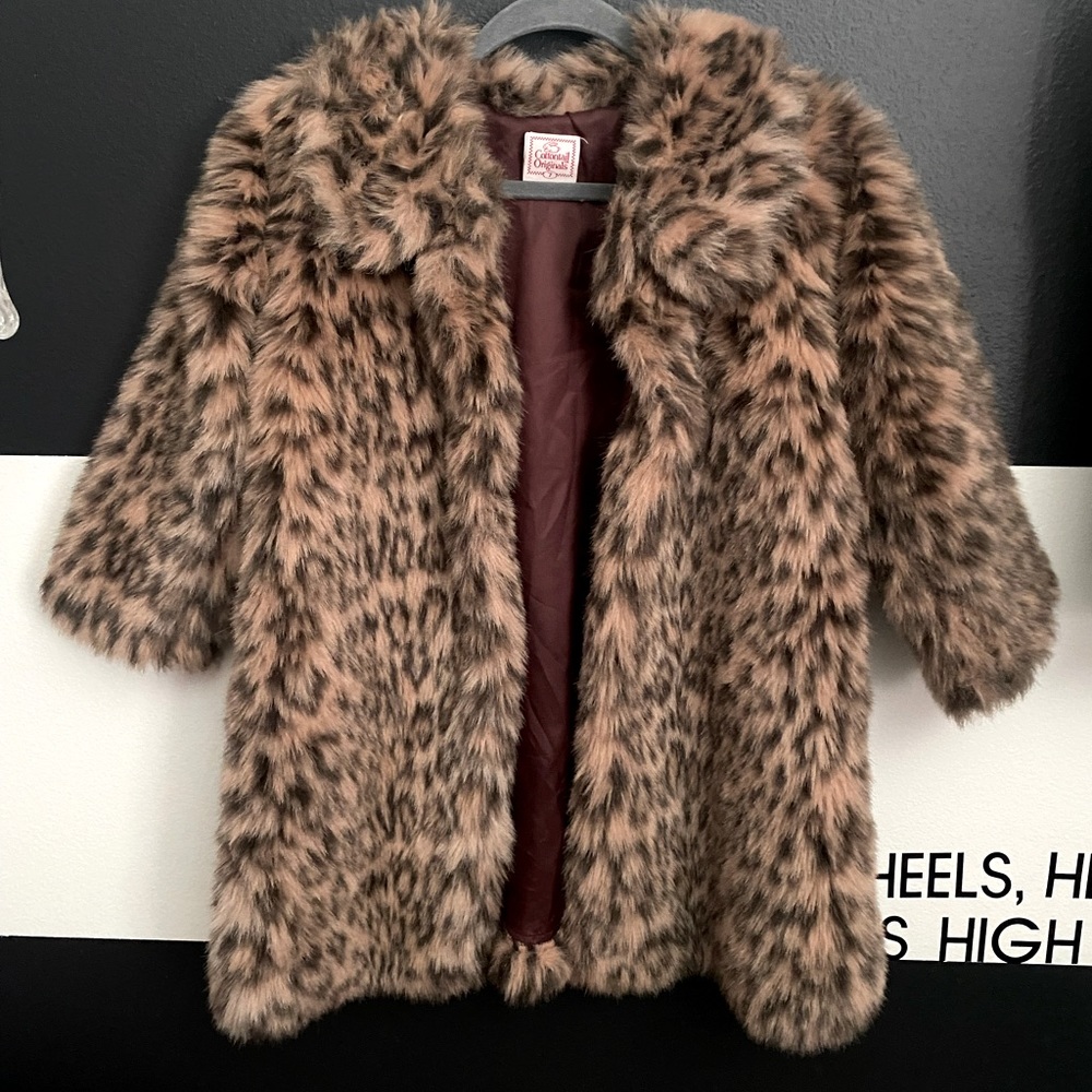 Little girls Sz 7 Faux Fur Leopard Print long coat
